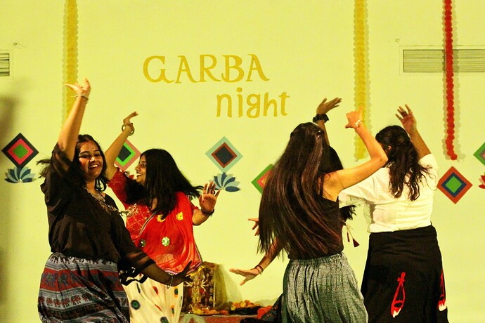 Picsart_23-12-03_13-47-01-612